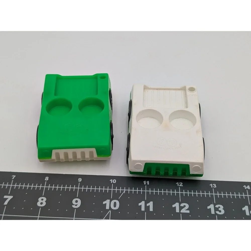 Fisher Price Little People Green White Car 2 Seat‎ Vehicle Lot